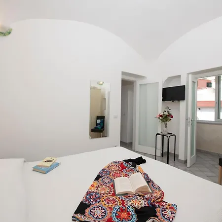 Sol Levante Feriehus Amalfi